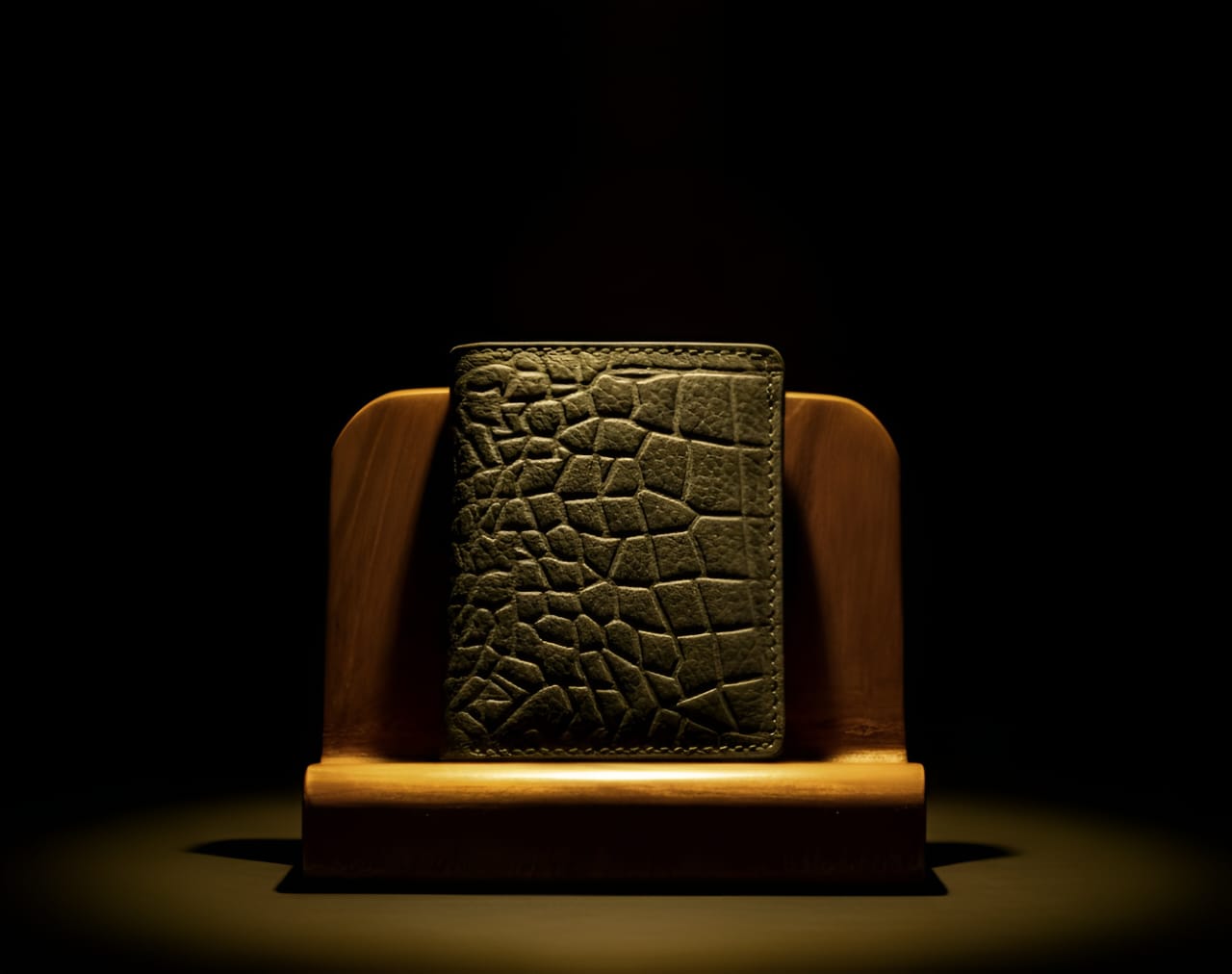 TrustCarries Premium Gray Croc Leather Wallet for Men 